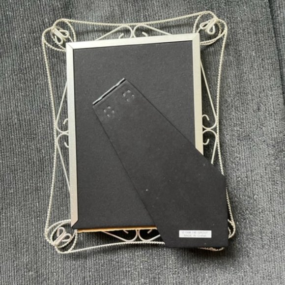 Carr Silver 5 x 7 Picture Frame - NWT - Picture 2 of 4